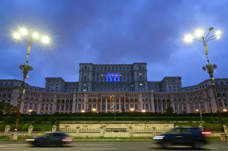 Romanian Official Tries to Bite Rival’s Face in Parliament Fight