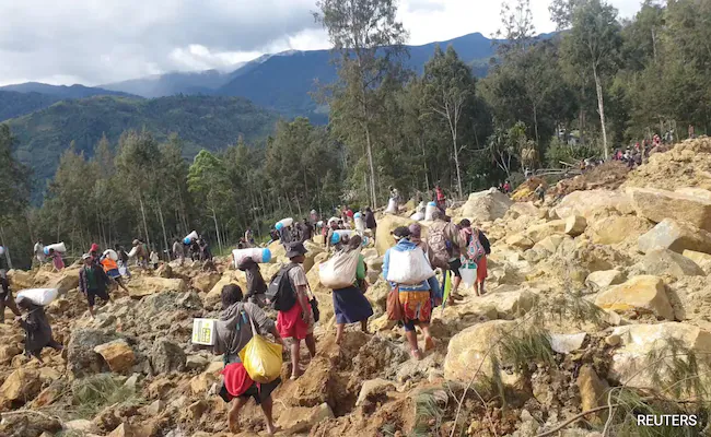 Over 2,000 People Buried Alive In Massive Landslide In Papua New Guinea