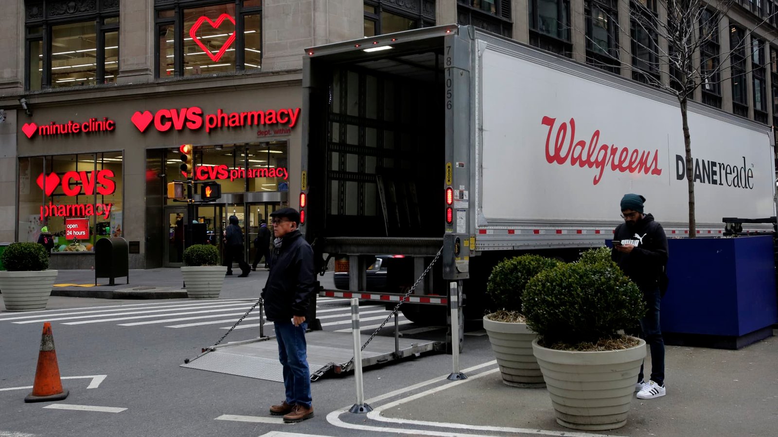 Why Walgreens, CVS retail pharmacies are struggling