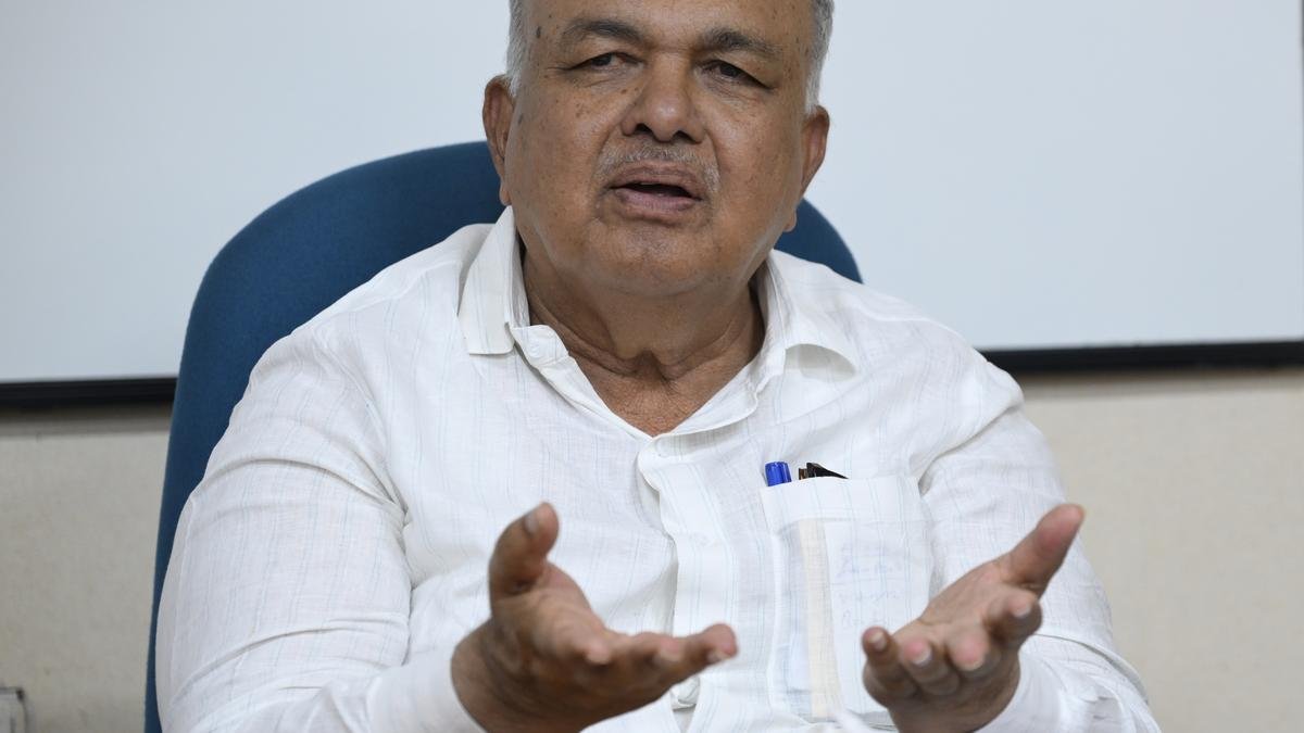 #THtalksBengaluru: Shakti pushed up daily ridership to one lakh, expansion of Majestic imperative, says Minister Ramalinga Reddy