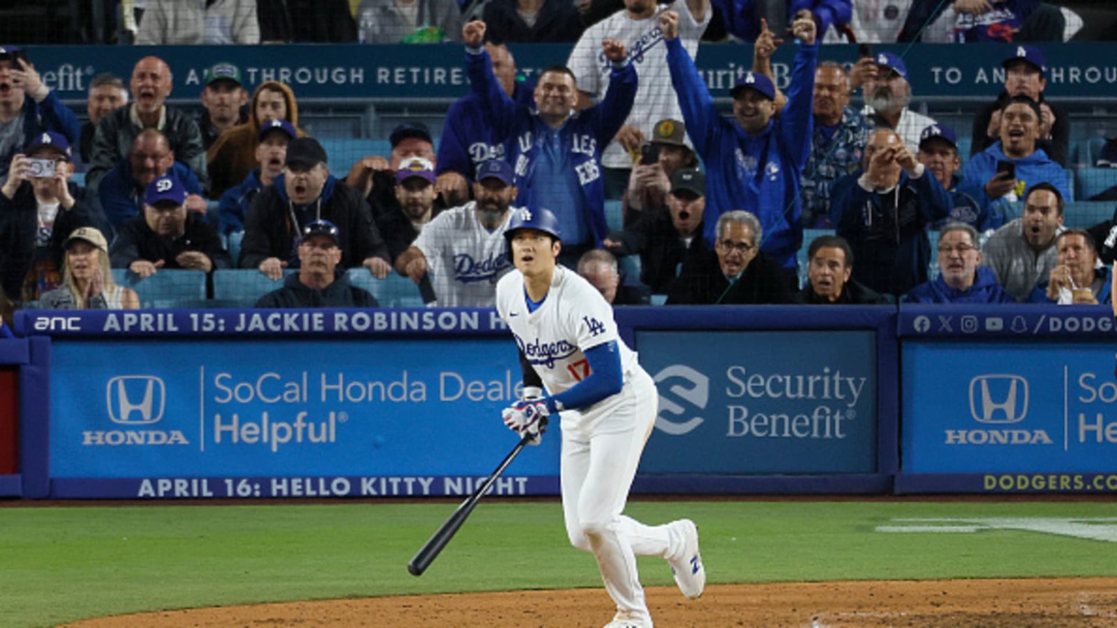 Dodgers’ Shohei Ohtani becomes first player to reach 50/50 club in MLB history