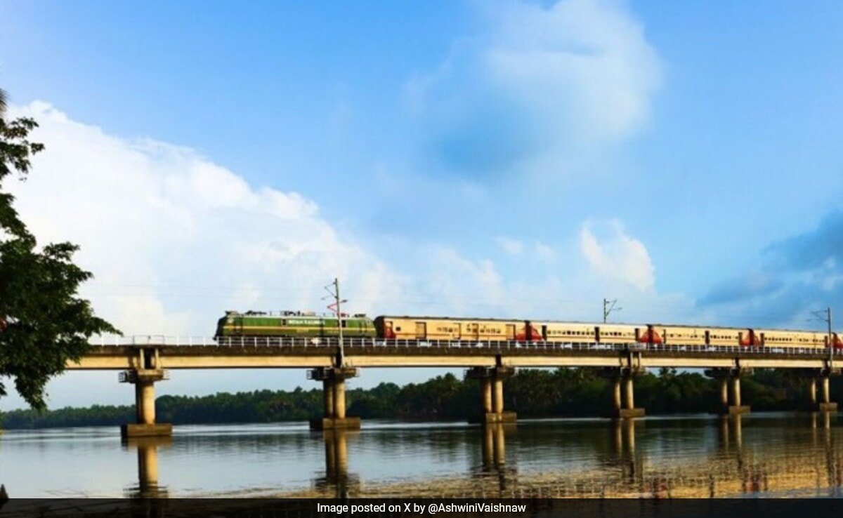 These Are Railway Minister’s Picks For India’s Most Scenic Train Journeys