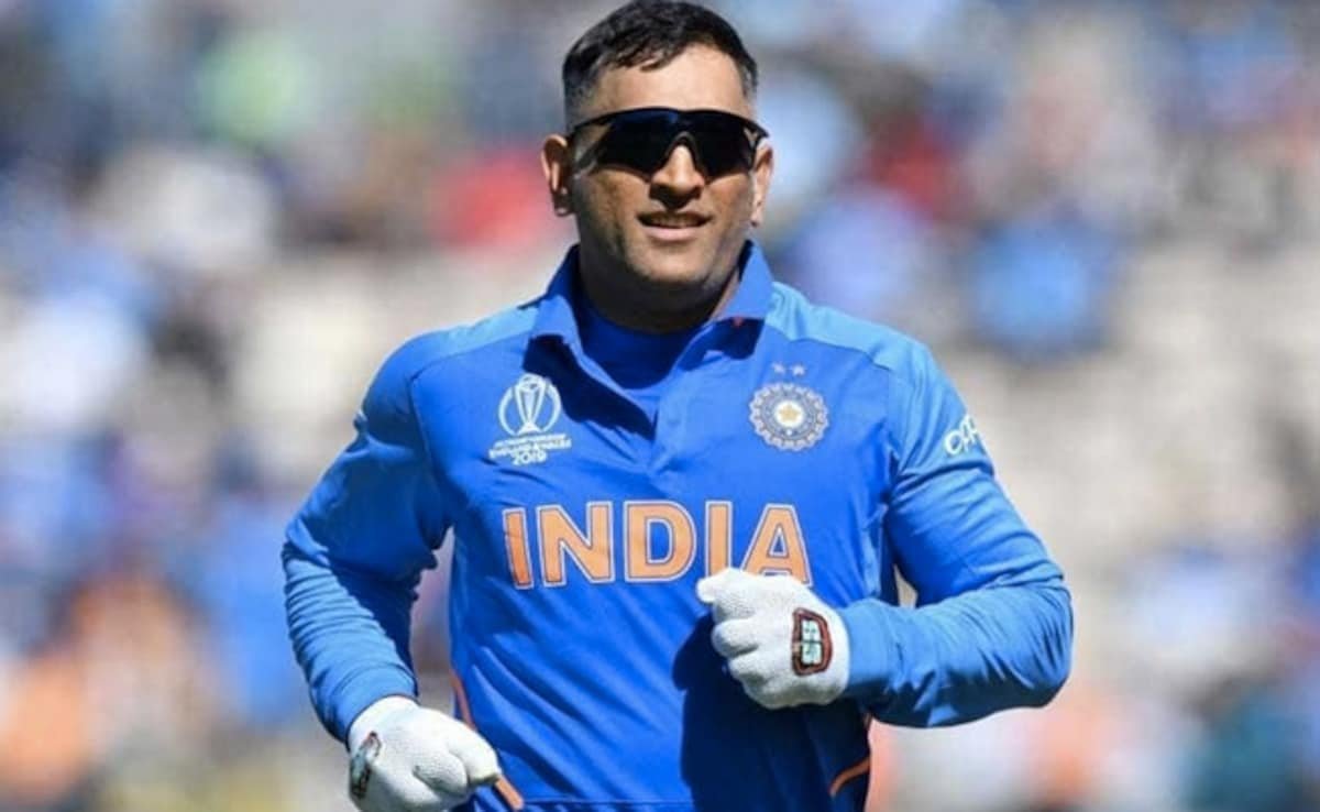 Ex India Star, MS Dhoni’s Roommate In 2004, Shares Stunning Unheard Stories