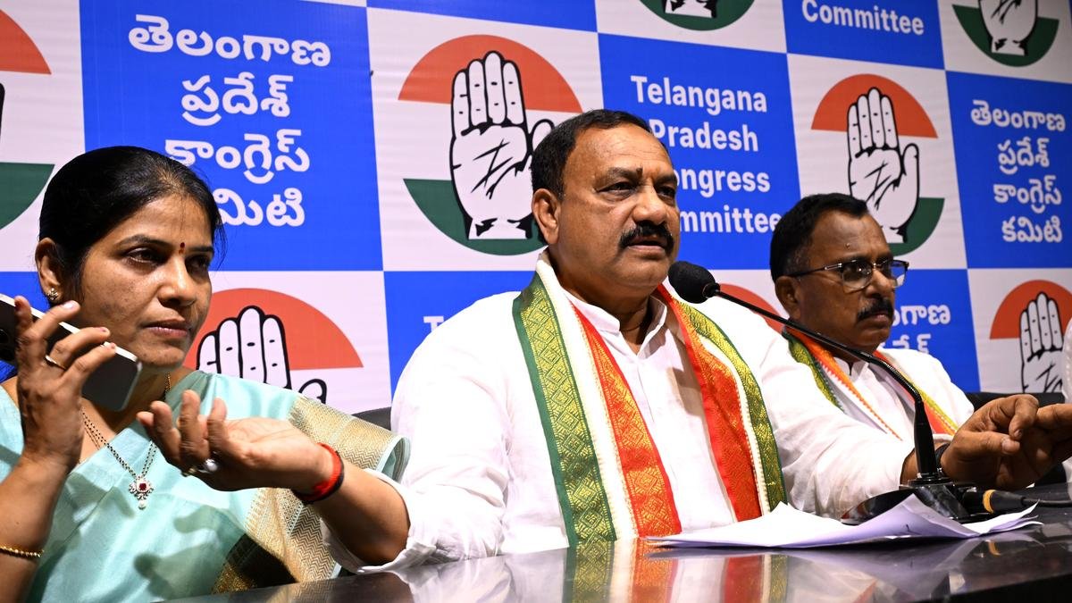 Telangana Congress chief appeals to film industry elders to end controversy as Konda Surekha apologised