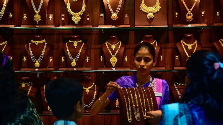 Check The Latest Gold, Silver Prices In Delhi, Mumbai, Kolkata, Chennai