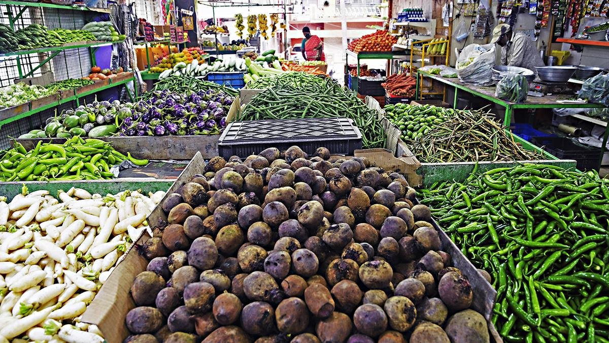 Grocery baskets in Bengaluru households get costlier by ₹150-200 in the festive season