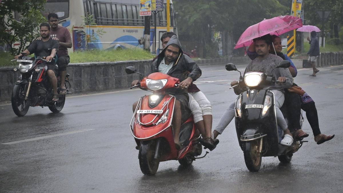 Tamil Nadu rains: Holiday for schools in Chennai, Chengalpattu and Kancheepuram